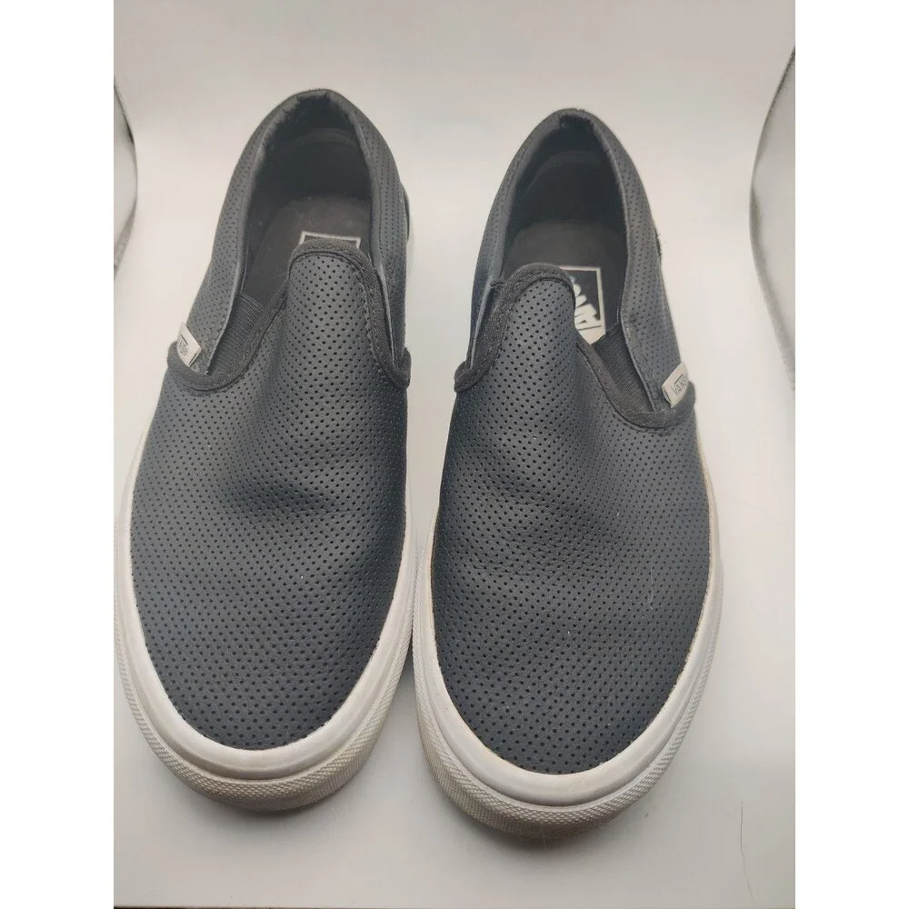 VANS Off The Wall Womens Leather Loafers Size 7 Black and White